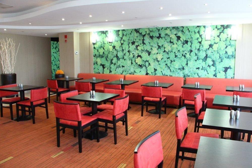 林德赫斯特梅多兰兹万怡酒店 外观 照片